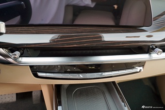 2025款凯迪拉克XT5 2.0T 豪华型