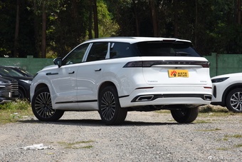 2025款瑞虎9 2.0T 双离合两驱舒享版 5座