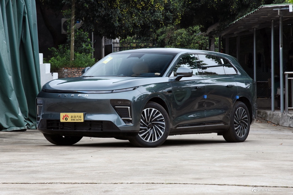 2025款星纪元 ET 增程 240 Pro四驱高速辅助驾驶