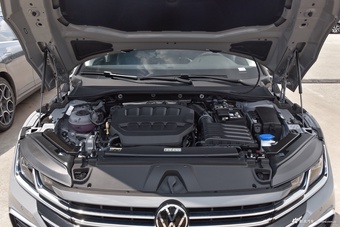 2025款一汽-大众CC 改款 猎装车 380TSI 猎心 众享款