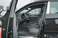 2025款奥迪Q5L 45周年典藏版 45 TFSI 豪华动感型