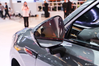 2025广州车展实拍：红旗HS6 PHEV