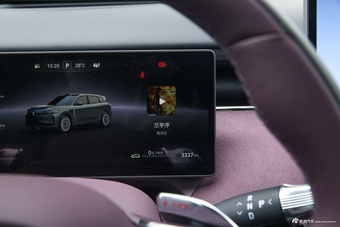 2025款岚图FREE+ 四驱乾崑版