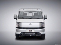 2025款 3.8米 汽油 2.0L 单排 旗舰版 官图