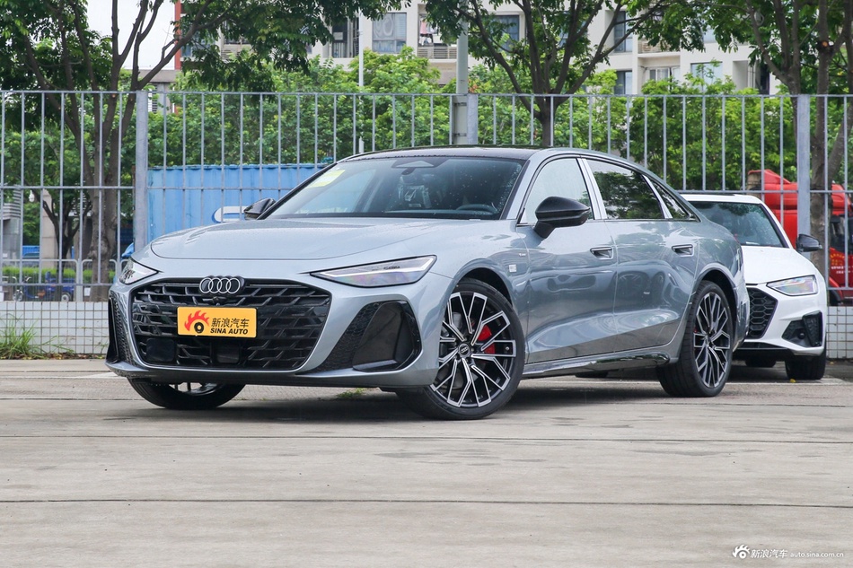 2026款奥迪A6L 3.0T quattro 旗舰型