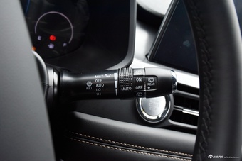 2025款瑞虎8 卓越版 230TCI 自动豪华版 5座