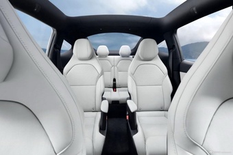 2025款Model Y L 长续航全轮驱动版