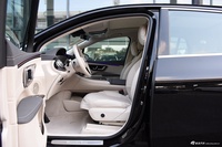 2023款奔驰EQS SUV 450 4MATIC 先锋版