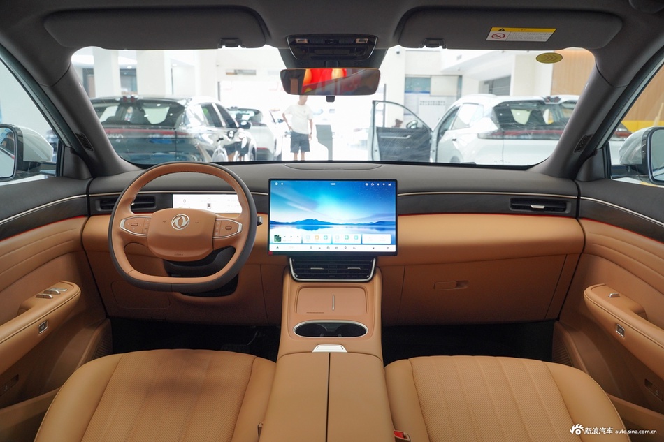 2025款东风风神L8 185KM梦想版