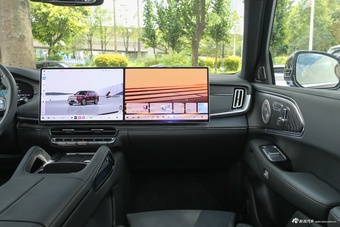 2026款ZEEKR 8X Ultra版 55kWh