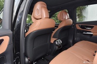 2025款奔驰GLC改款 300 L 4MATIC 动感型 7座