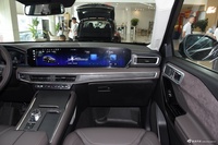 2024款探险者 2.3T EcoBoost 四驱钛金版 6座