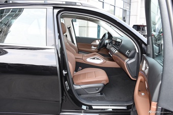 2024款奔驰GLE 450 4MATIC 时尚型