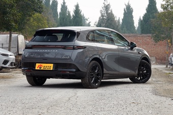 2026款零跑Lafa5 605 Pro