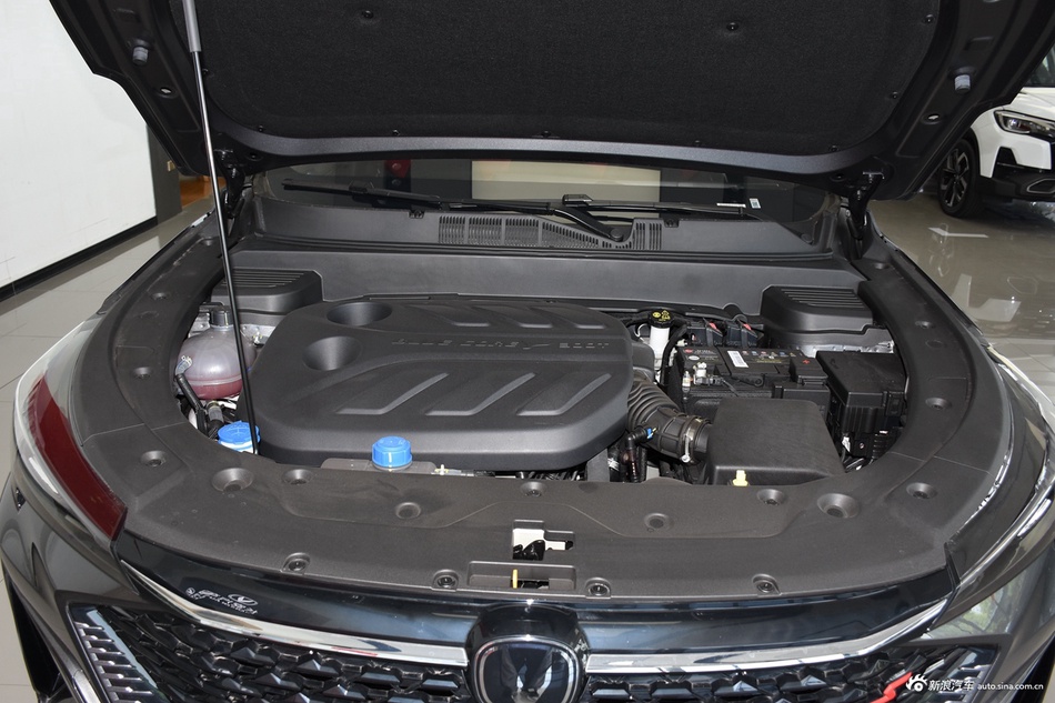 2024款长安X5 PLUS 1.5T DCT卓越型