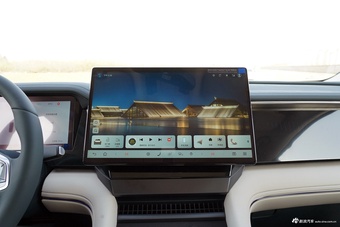 2026款比亚迪夏 DM-i 1.5T 218KM 卓越型