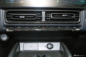 2024款哈弗猛龙Hi4 102 PRO