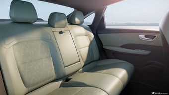 2025款荣威D6 105kW 官图