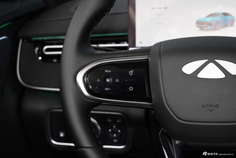 2025款风云A8L 1.5TGDI 145km 豪华型