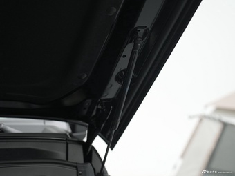 2025款坦克300 Hi4-T