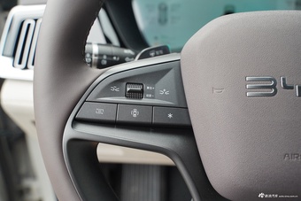 2025款宋PLUS DM-i 智驾版 DM-i 160KM旗舰型