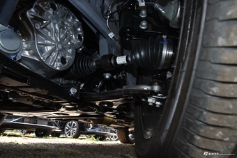 2025款瑞虎7 PLUS 1.6TGDI DCT尊贵型