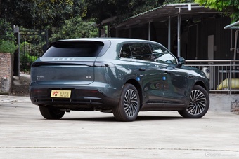 2025款星纪元 ET 增程 240 Pro四驱高速辅助驾驶