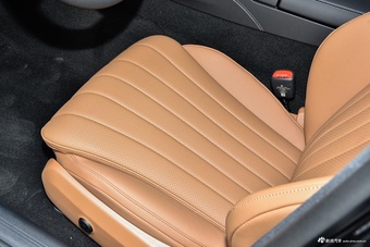 2024款奔驰E级 改款二 E 260 L