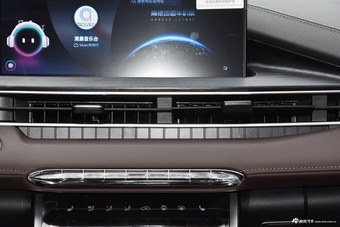 2025款瑞虎7 卓越版 1.5T CVT尊贵版