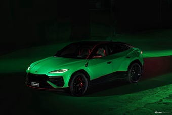 2026款Urus SE 4.0T Tettonero 特别版 官图