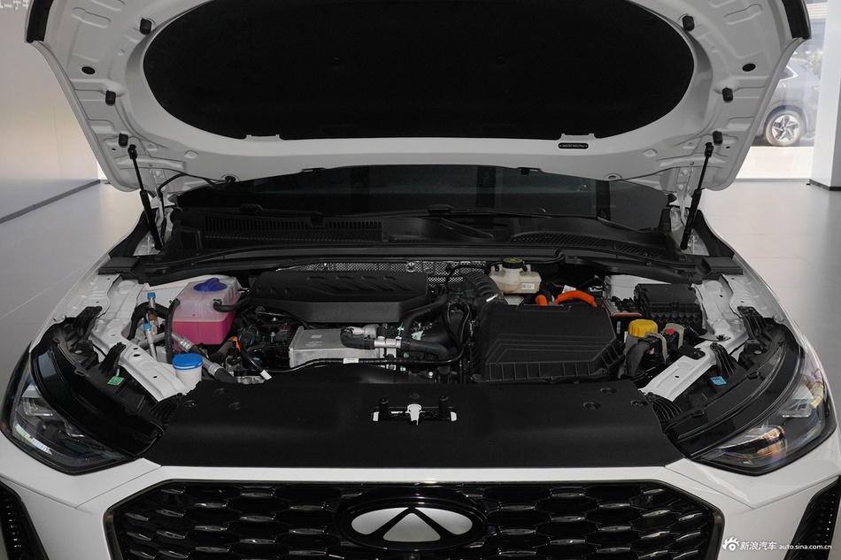 2025款风云A8L 1.5TGDI 145km 豪华型