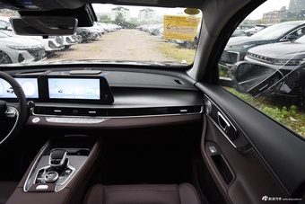 2025款瑞虎8 PRO 290T 两驱尊贵版