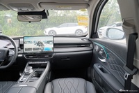 2025款艾瑞泽8 Pro 2.0T 尊享型