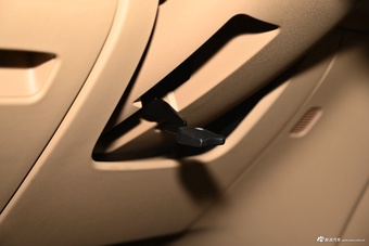 2025款深蓝S09 后驱Ultra+超长续航版