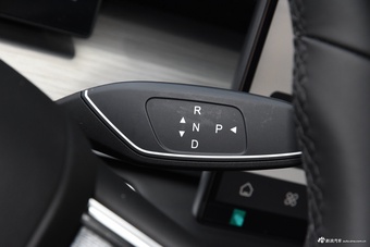 2025款瑞虎8 PLUS 1.6T 乘风版 7座