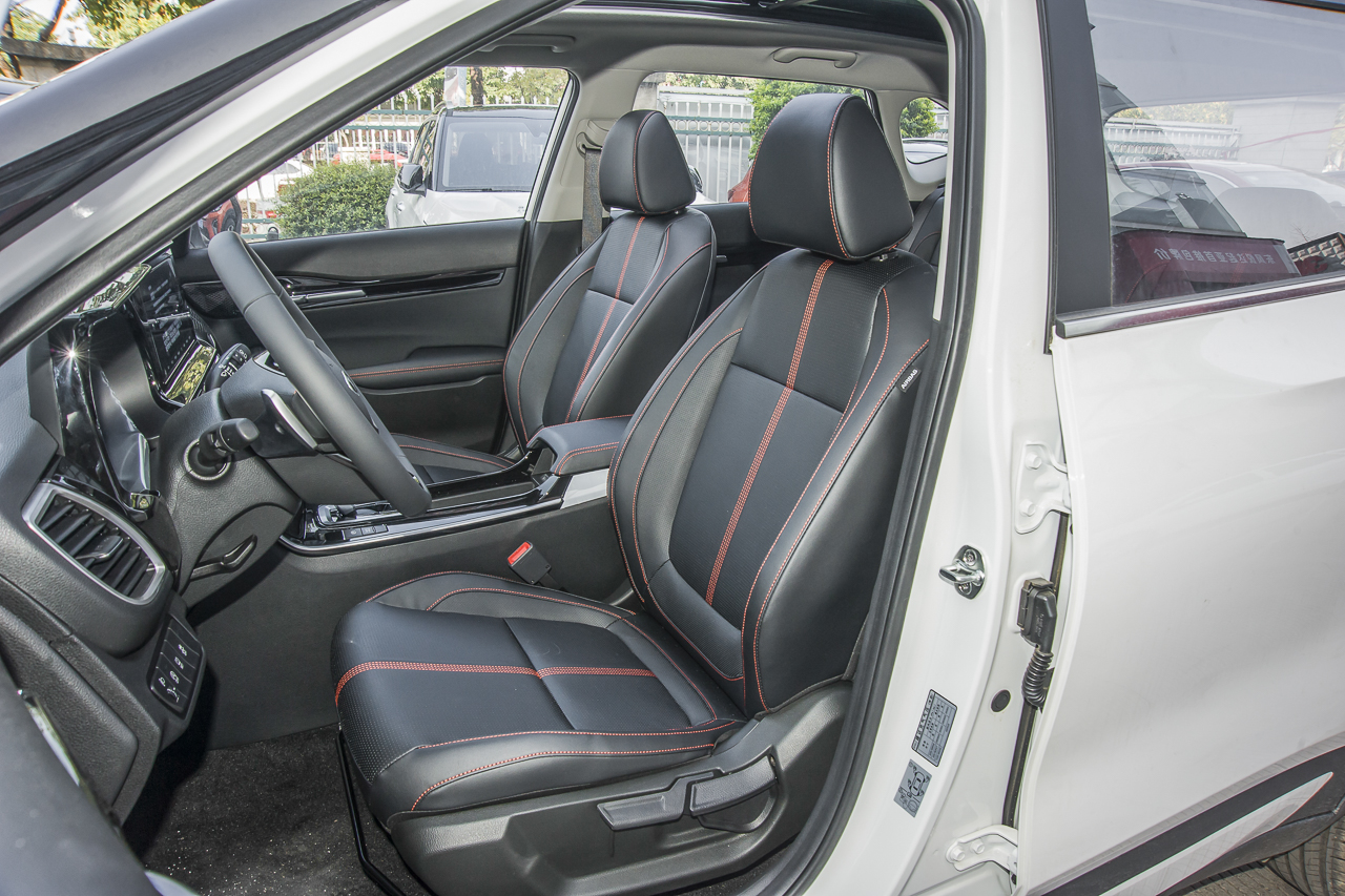 2020款起亚KX3傲跑 1.5L CVT潮流版