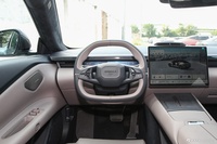 2025款领克Z10 95kWh 766km后驱Max