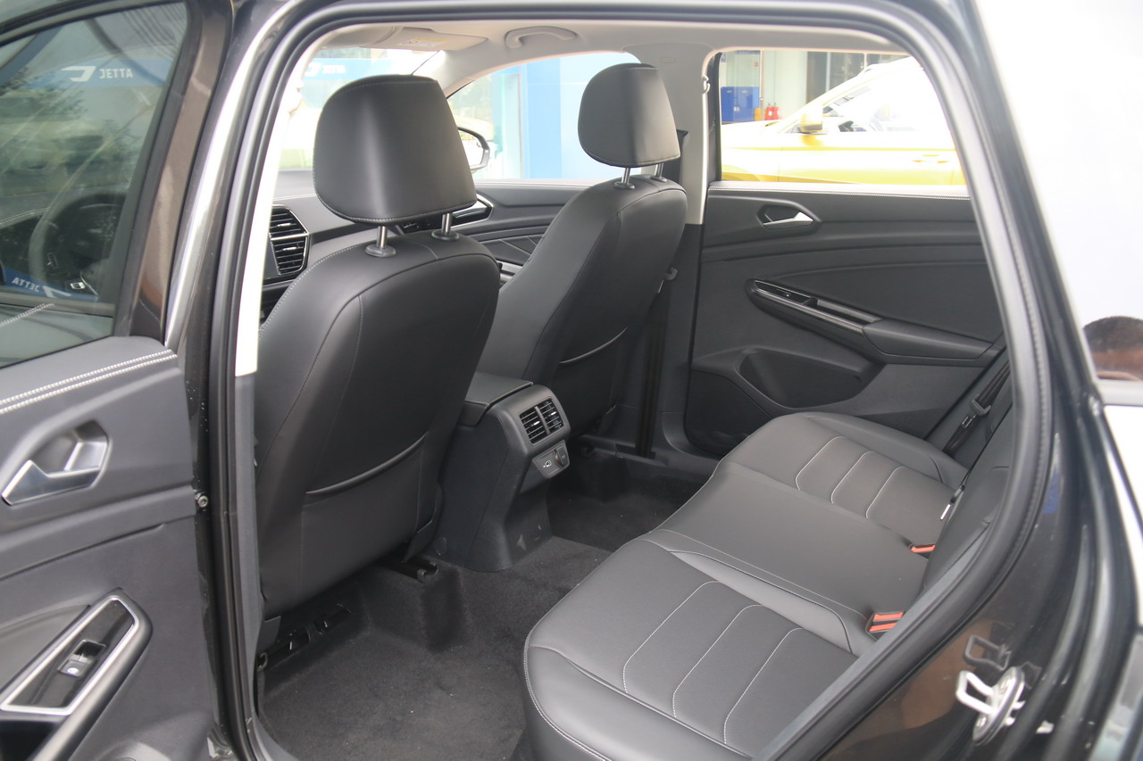 2021款捷达VS7黑锋版1.4T自动荣耀版