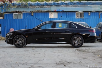 2026款奔驰E级 260 L 经典型
