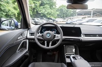 2023款宝马iX1 eDrive 30L M运动套装