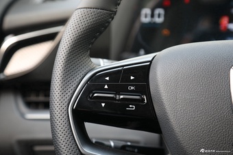 2022款奔腾T55 1.5T自动超跃款