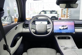 2026款风云A9 EV 基本款