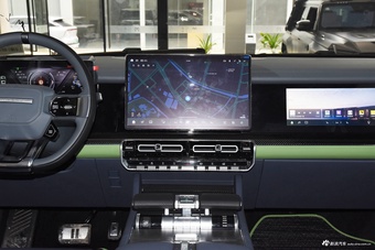 2024款猛士M800 1.5T 125km 高顶版