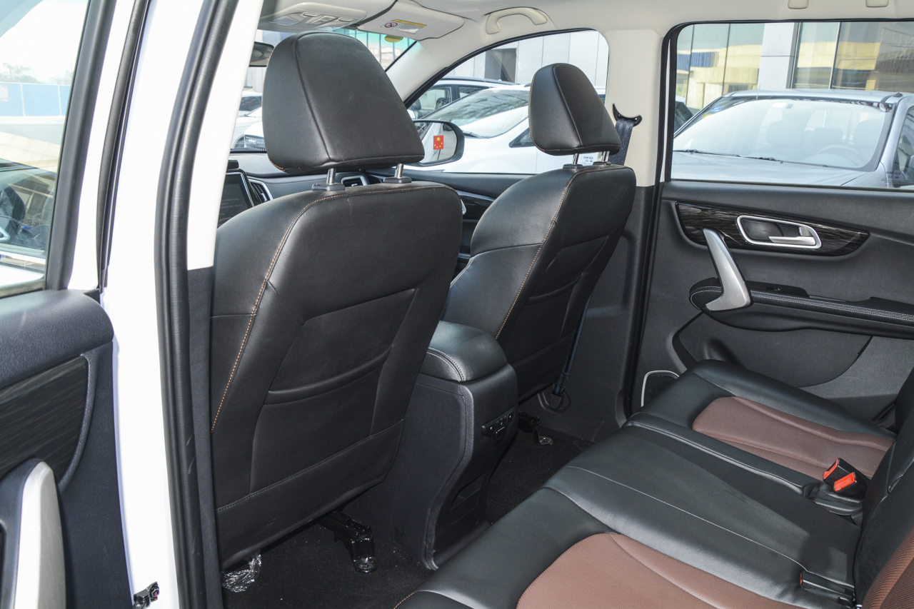 2019款斯威X7 1.8L手动舒适版7座