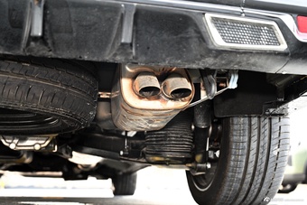 2025款傲旋 2.0T 纵横四海50周年限量版