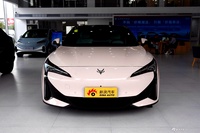 2025款极狐 阿尔法S5 560MAX 185kW
