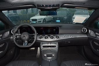 2016款奔驰CLS 320 3.0T自动逸彩版图片