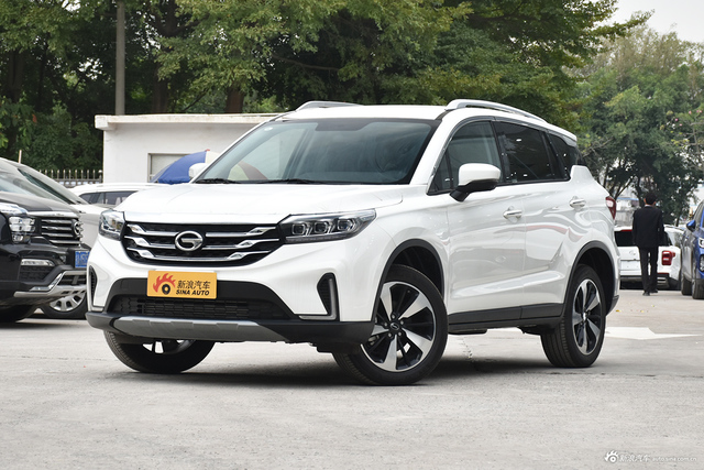 2019款传祺GS4 270T 1.5T自动两驱豪华智联版