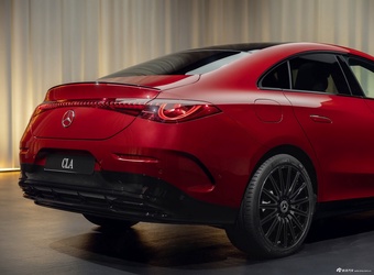 2026款奔驰CLA级EV 350 4MATIC AMG Line Plus