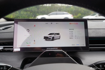 2025款艾瑞泽8 Pro 2.0T 尊享型